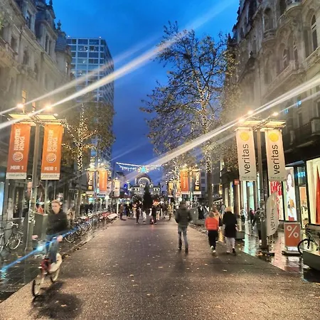 De Meir & Opera Urban Elegance 아파트